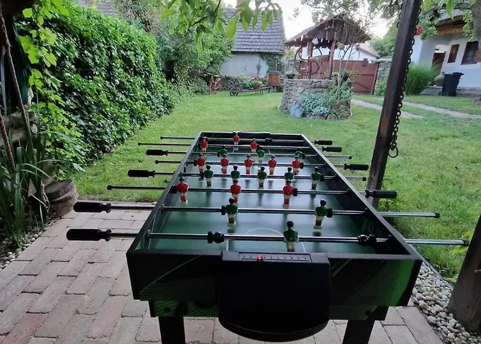 Muemlek Paraszthaz *